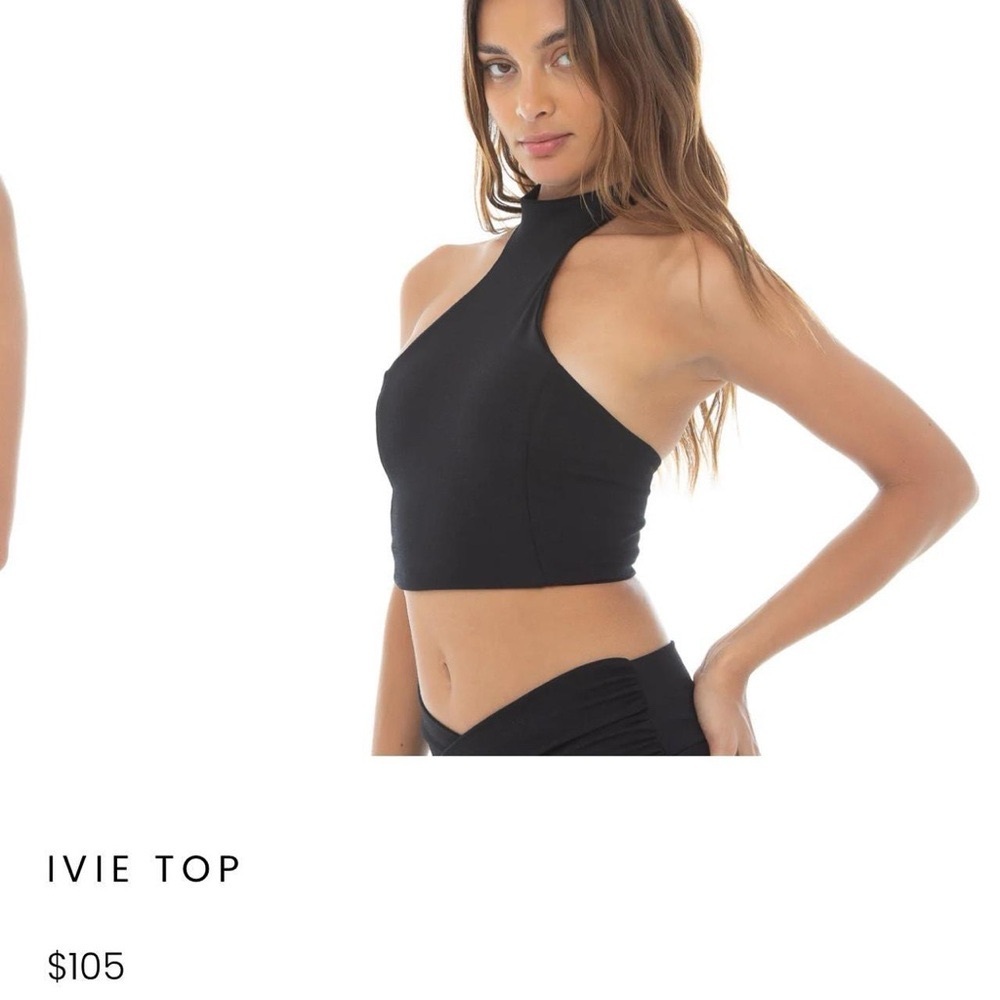 Are You Am I workout top